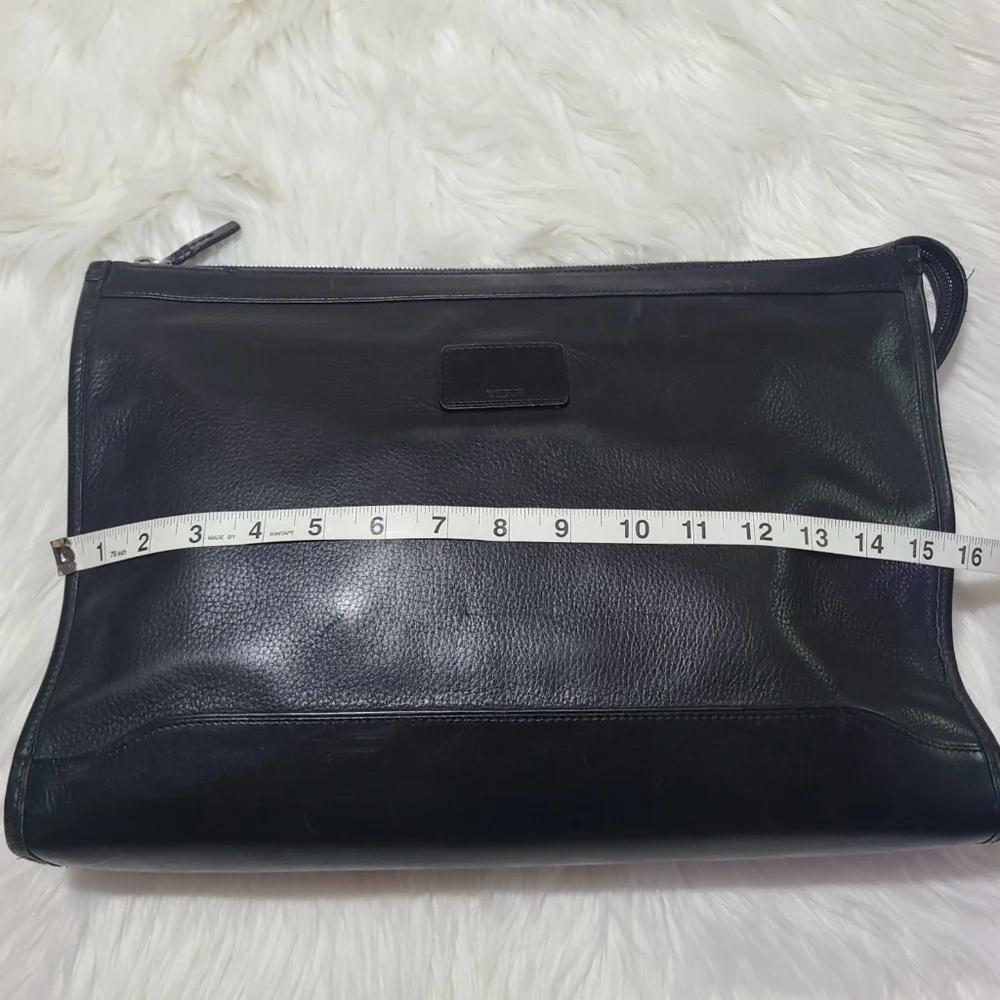 Vintage TUMI Black Leather Zippered Business Clutch